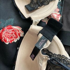 Victoria’s Secret push-up bra 32DD